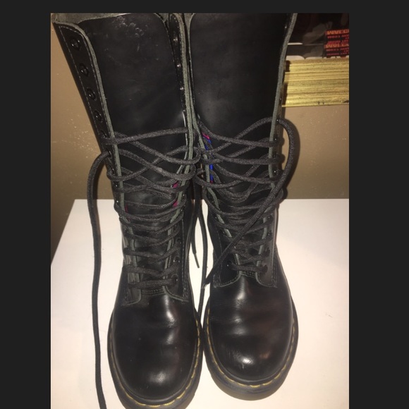 dr martens ib99